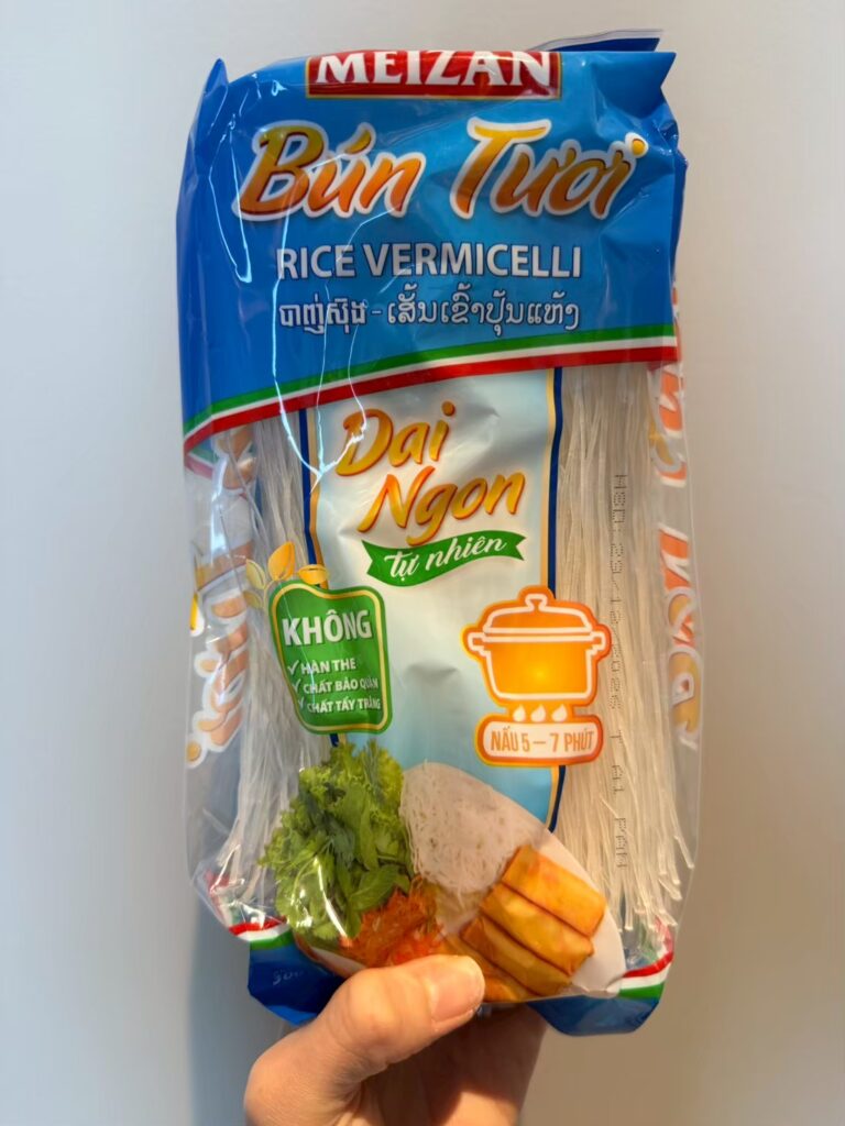 vietnam souvenir pho