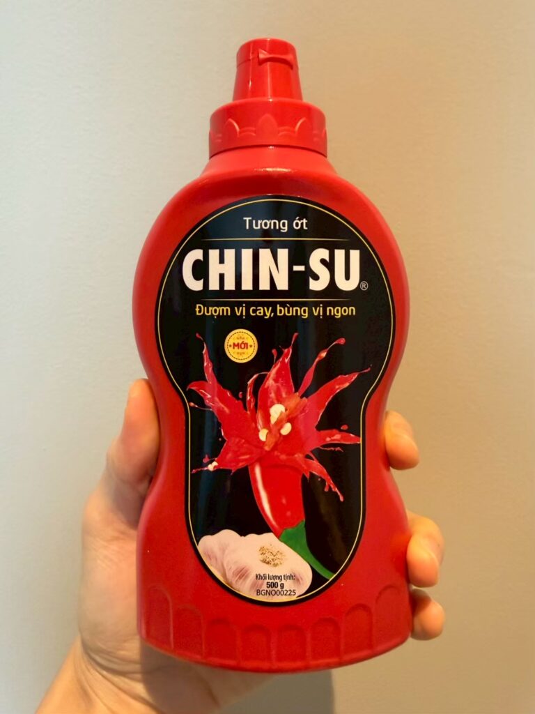 vietnam souvenir chinsu chili suace